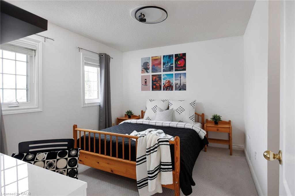 1061 Summit Ridge Drive, Oakville, ON - Indoor Photo Showing Bedroom