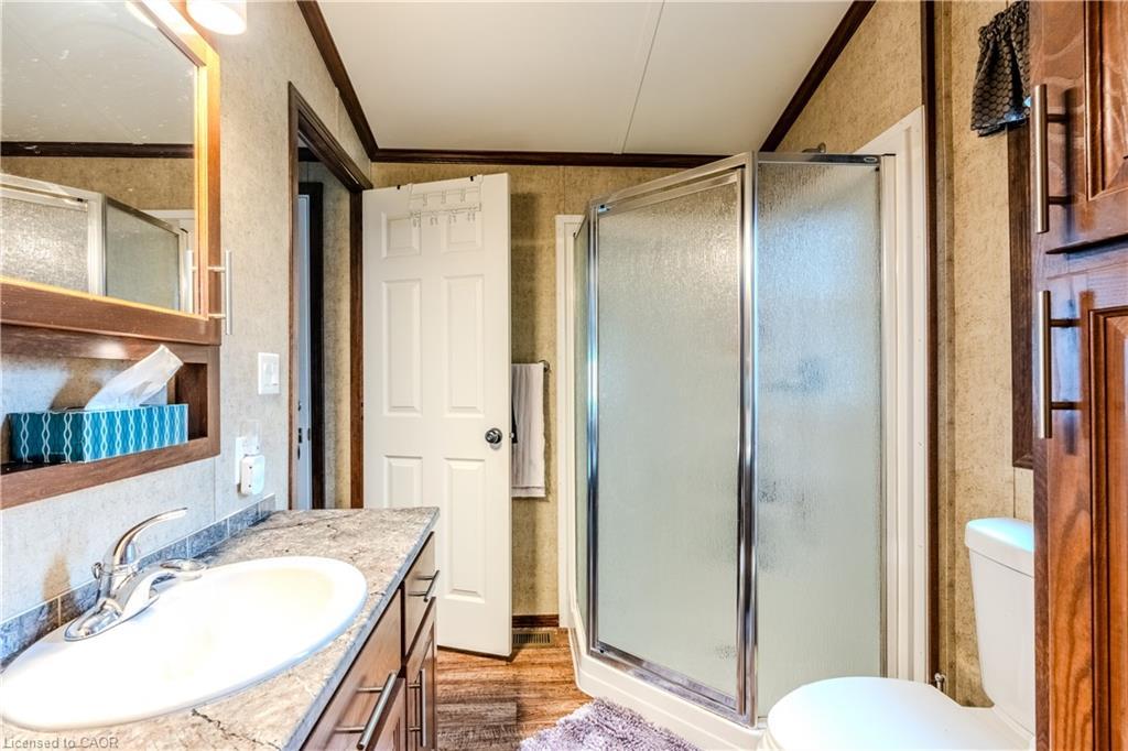 4 Tamarack-4449 Milburough Line, Burlington, ON - Indoor Photo Showing Bathroom