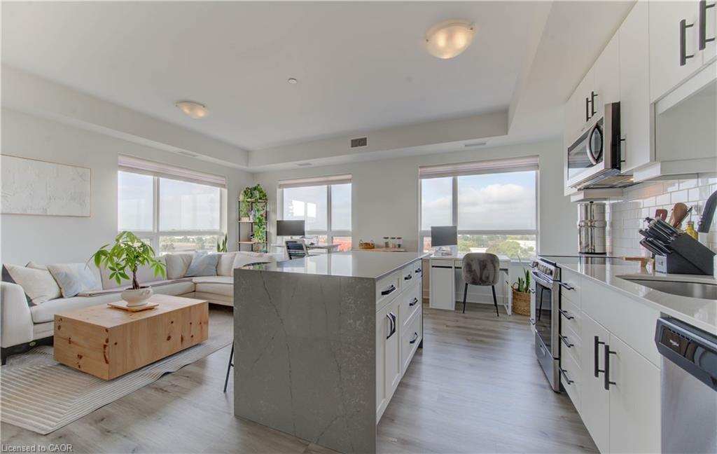 615-247 Northfield Drive E, Waterloo, ON - Indoor