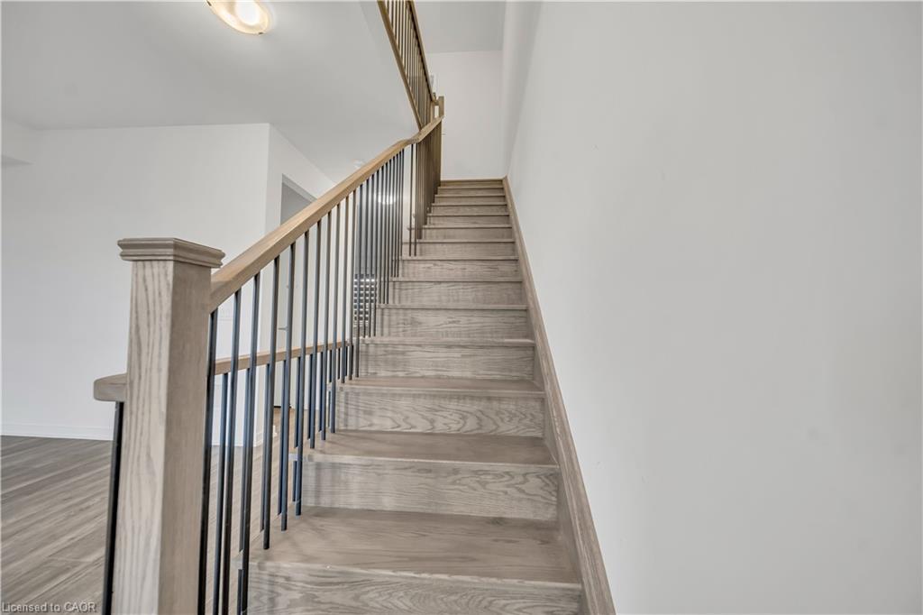 30-170 Attwater Drive, Cambridge, ON - Indoor Photo Showing Other Room