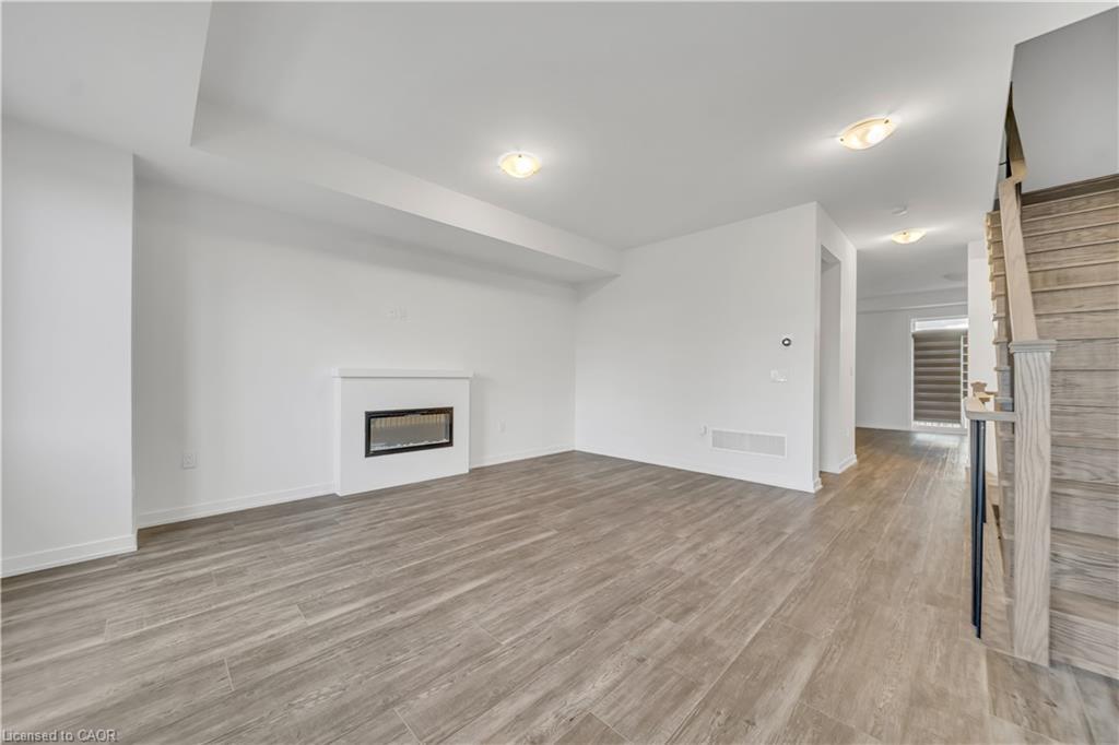 30-170 Attwater Drive, Cambridge, ON - Indoor With Fireplace