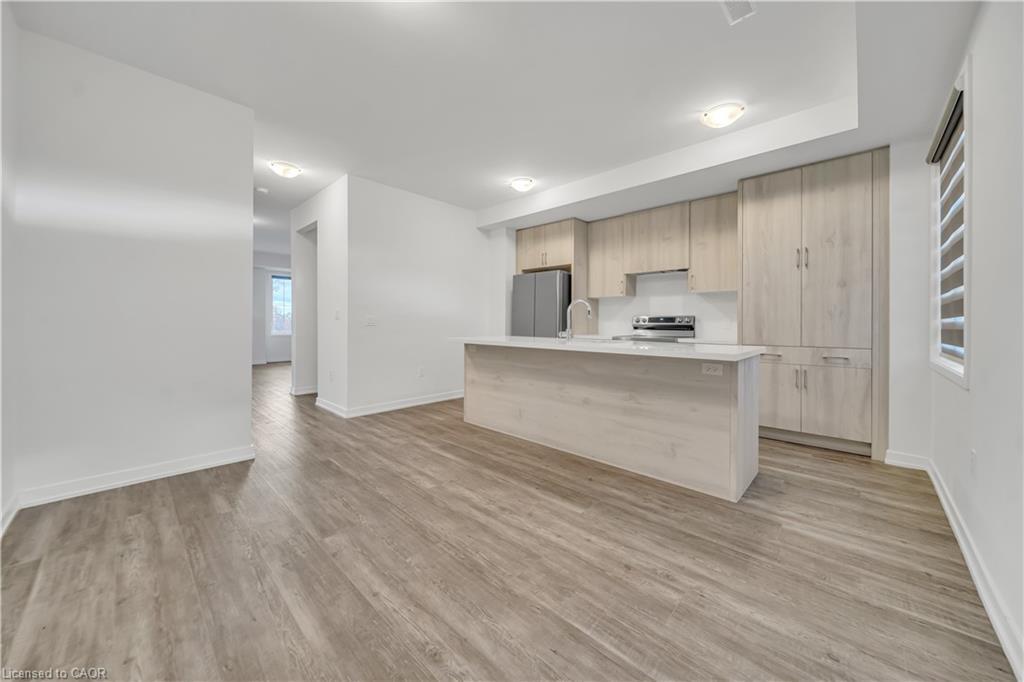30-170 Attwater Drive, Cambridge, ON - Indoor Photo Showing Kitchen