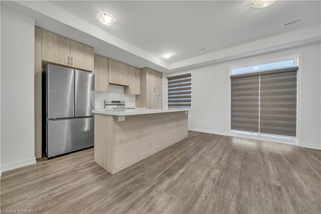 30-170 Attwater Drive, Cambridge, ON - Indoor Photo Showing Kitchen