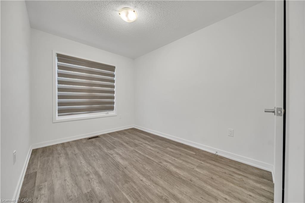 30-170 Attwater Drive, Cambridge, ON - Indoor Photo Showing Other Room