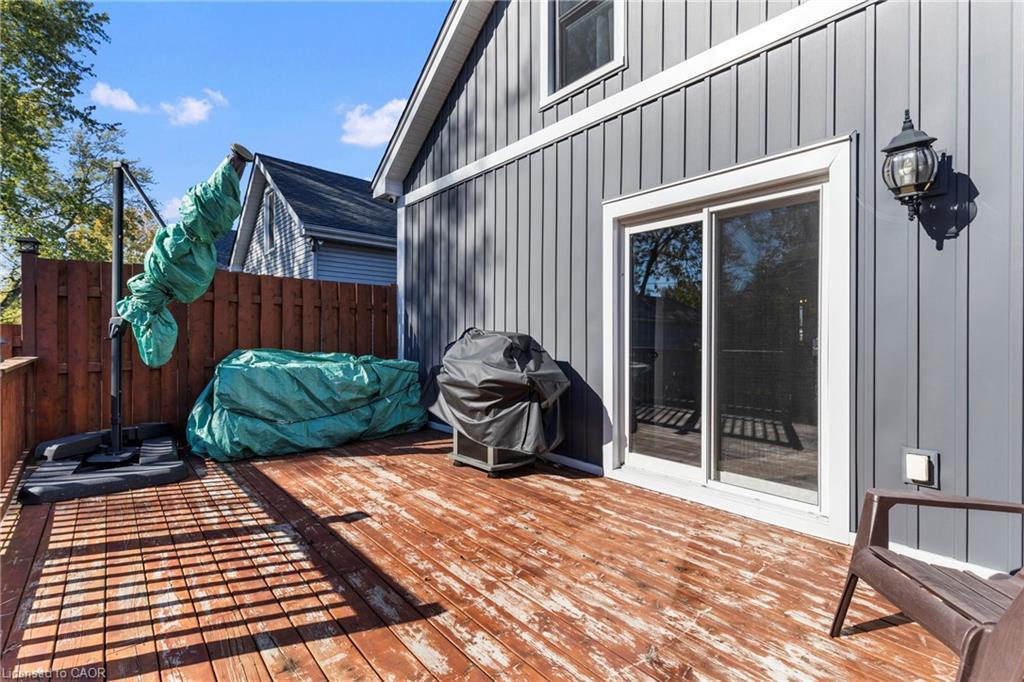 239 Bowen Road, Fort Erie, ON - Outdoor With Deck Patio Veranda With Exterior