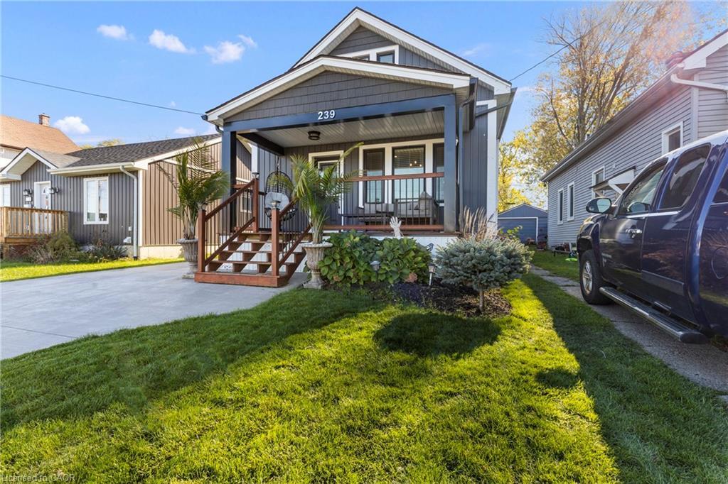 239 Bowen Road, Fort Erie, ON - Outdoor With Deck Patio Veranda