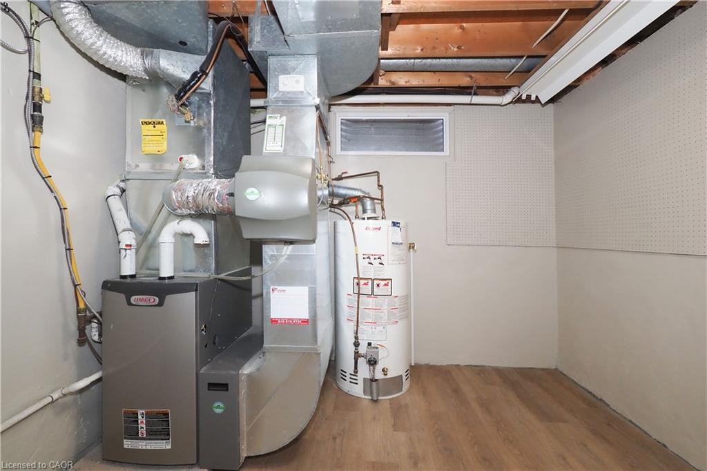 15 Niagara Road, Kitchener, ON - Indoor Photo Showing Basement