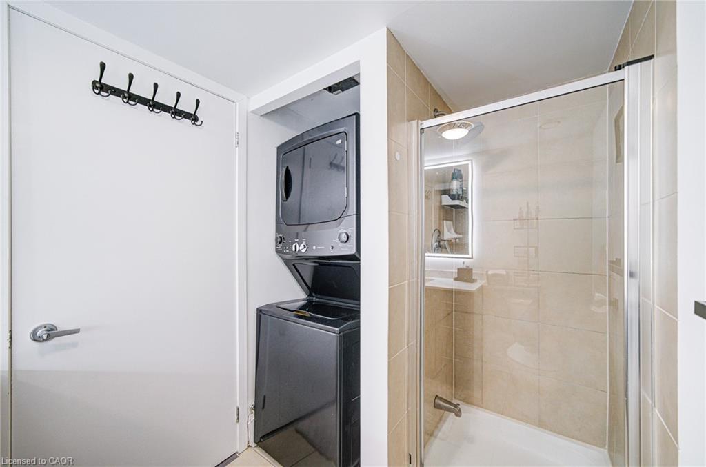 608-361 Front Street W, Toronto, ON - Indoor Photo Showing Laundry Room