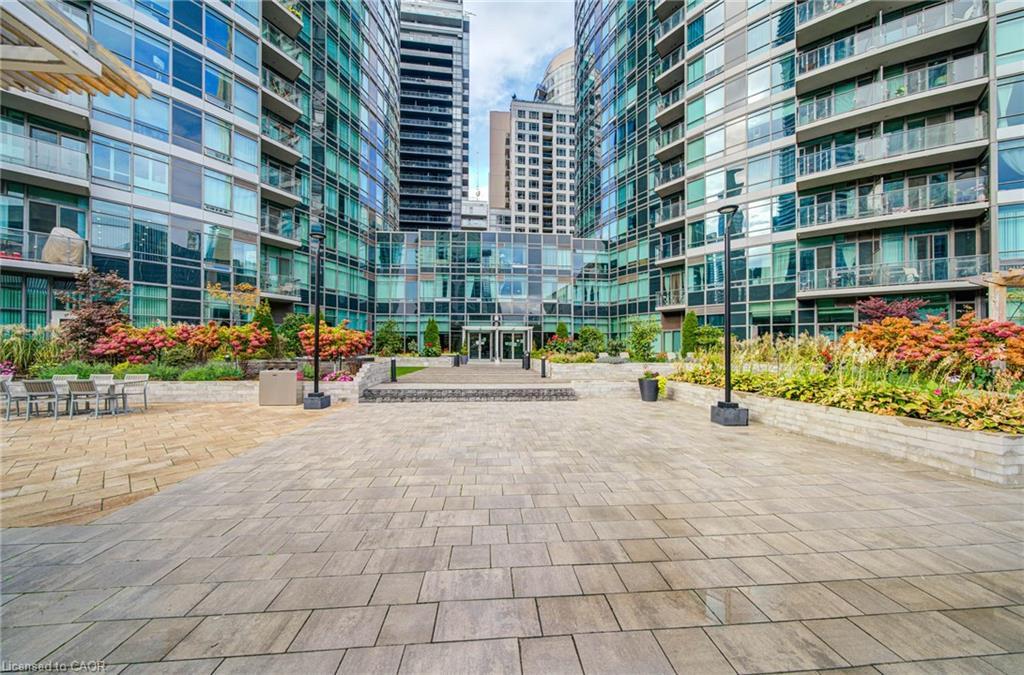 608-361 Front Street W, Toronto, ON - Outdoor With Facade