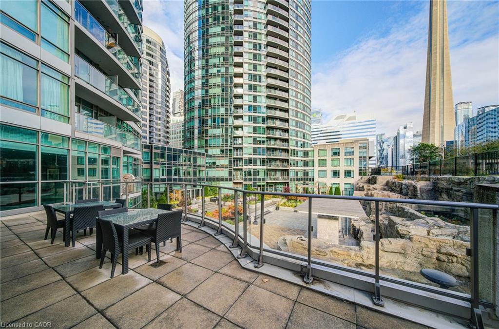 608-361 Front Street W, Toronto, ON - Outdoor