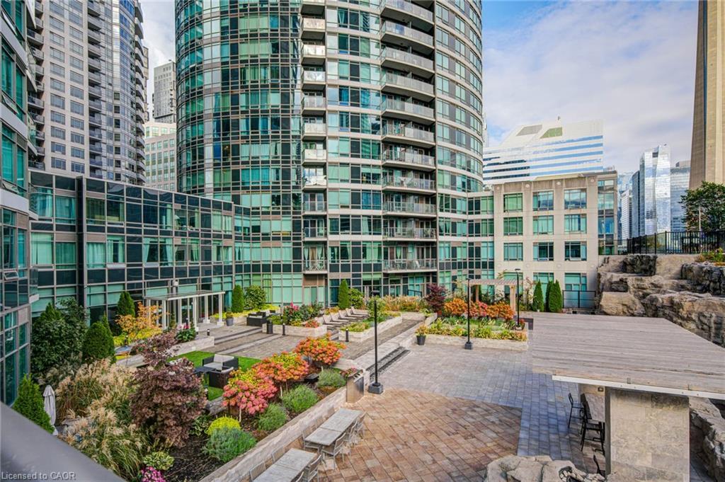 608-361 Front Street W, Toronto, ON - Outdoor With Facade