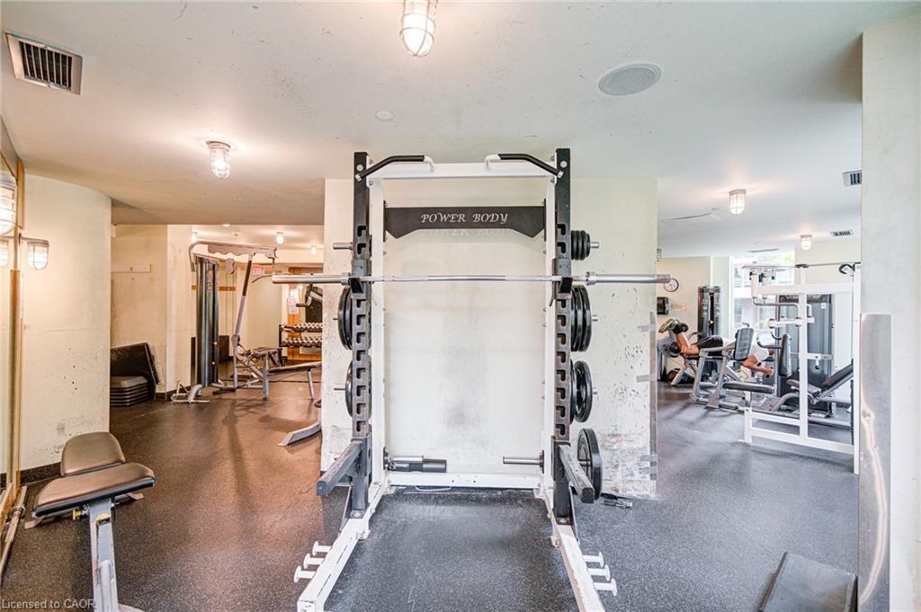 608-361 Front Street W, Toronto, ON - Indoor Photo Showing Gym Room