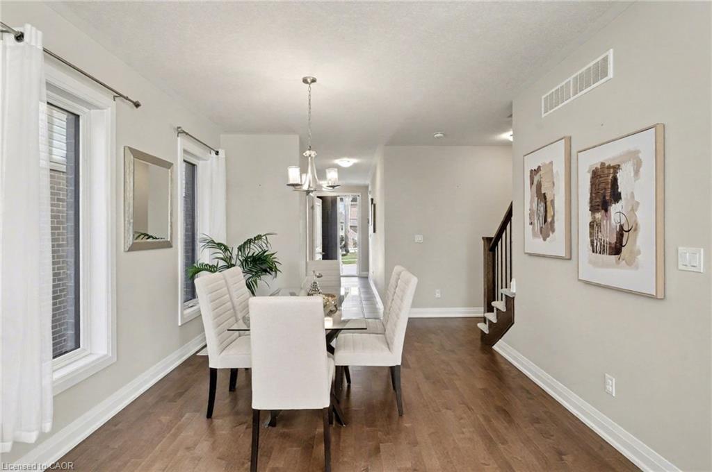 156 Ridgemount Street, Kitchener, ON - Indoor Photo Showing Dining Room
