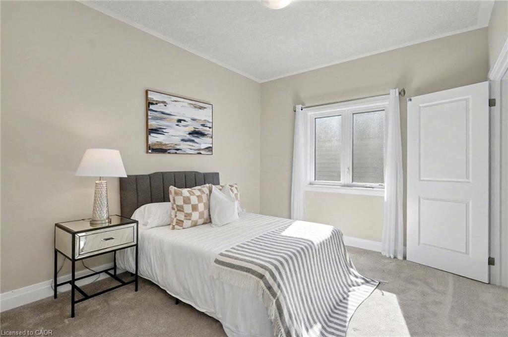 156 Ridgemount Street, Kitchener, ON - Indoor Photo Showing Bedroom