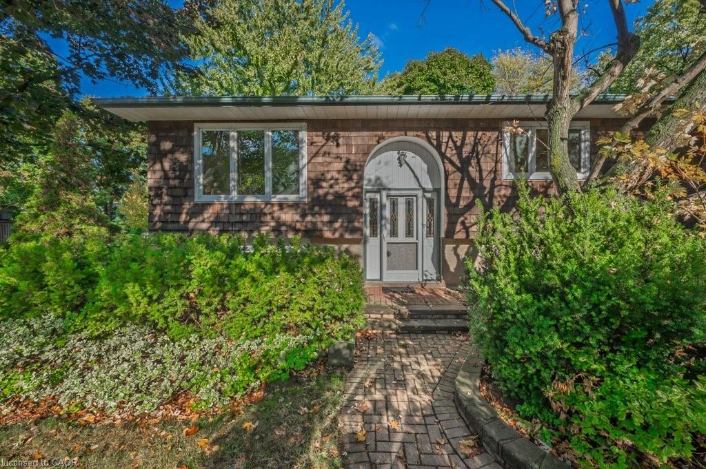 2063 Waters Edge Drive, Oakville, ON - Outdoor