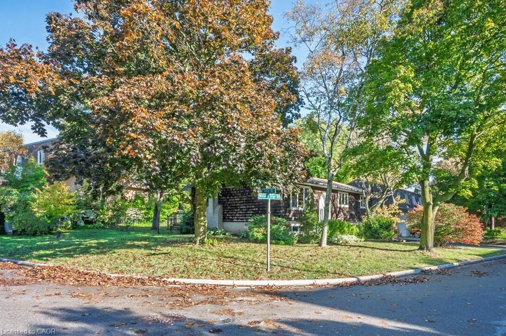 2063 Waters Edge Drive, Oakville, ON - Outdoor