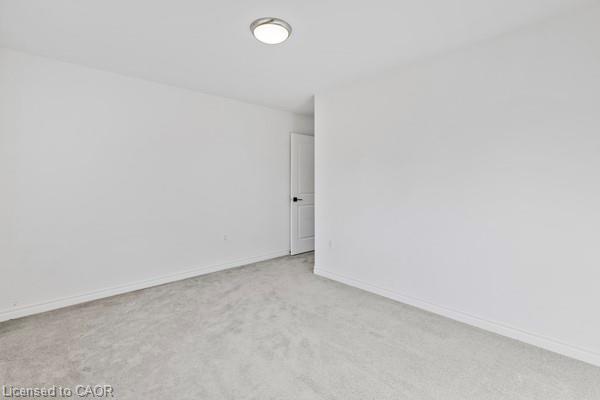 37 Delena Avenue S, Hamilton, ON - Indoor Photo Showing Other Room