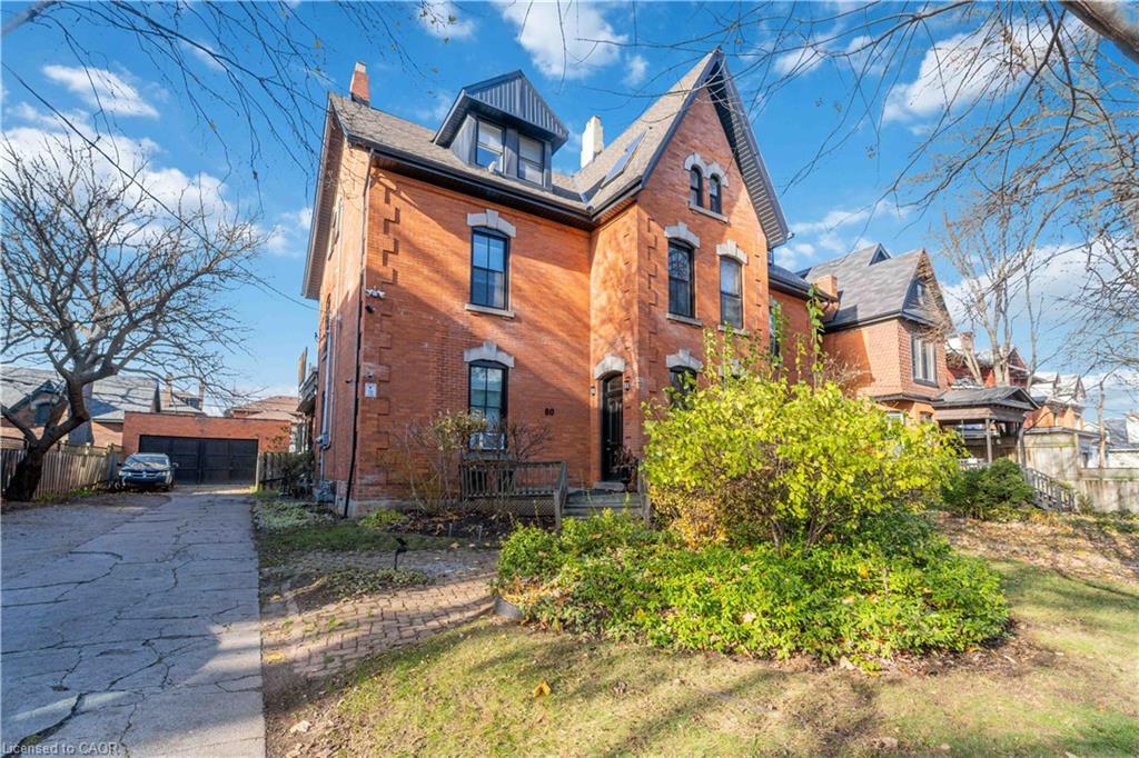 2-80 East Avenue S, Hamilton, ON - Outdoor