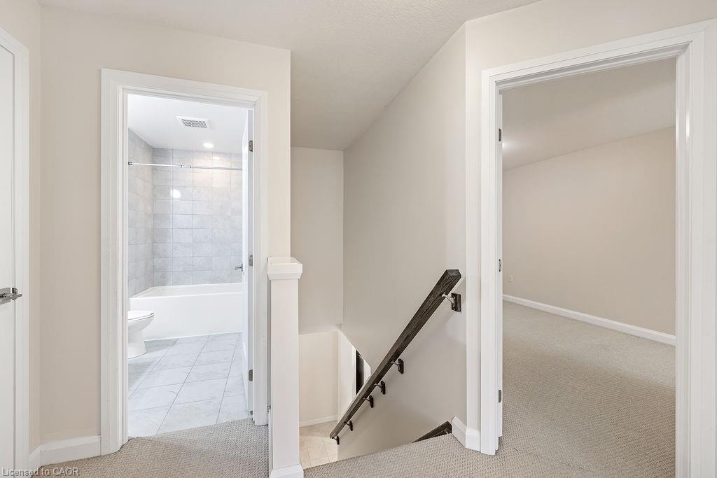 33-1169 Garner Road E, Ancaster, ON - Indoor Photo Showing Other Room