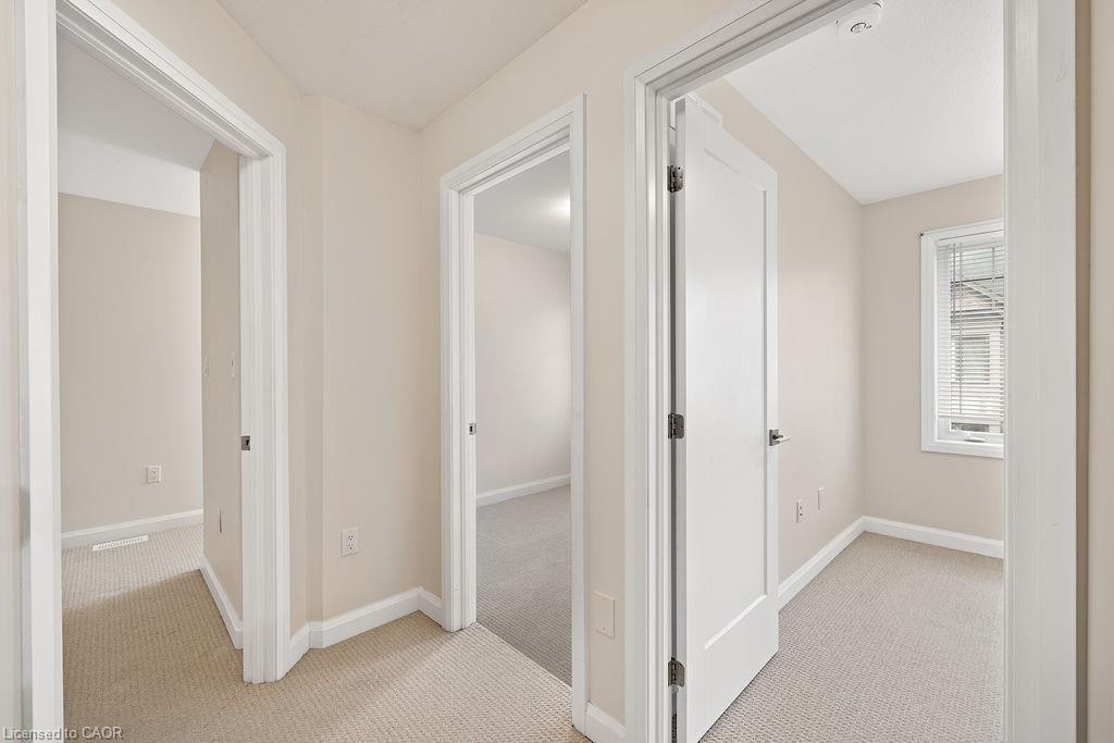 33-1169 Garner Road E, Ancaster, ON - Indoor Photo Showing Other Room