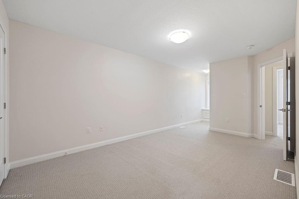 33-1169 Garner Road E, Ancaster, ON - Indoor Photo Showing Other Room