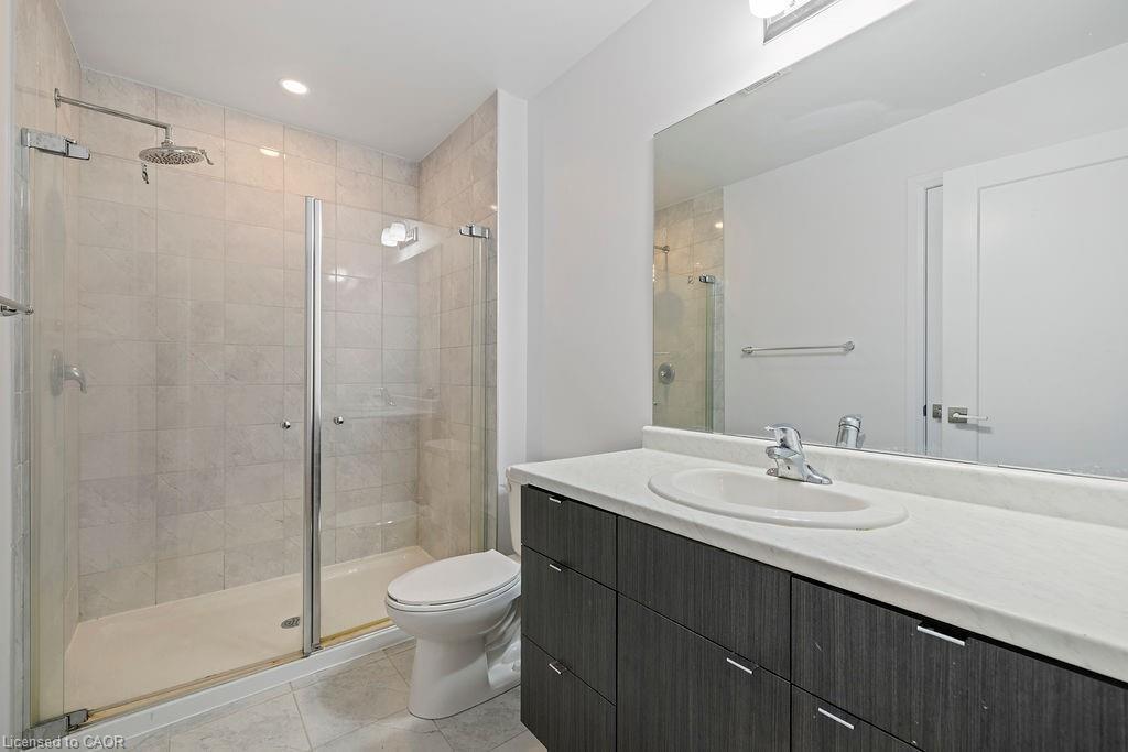 33-1169 Garner Road E, Ancaster, ON - Indoor Photo Showing Bathroom