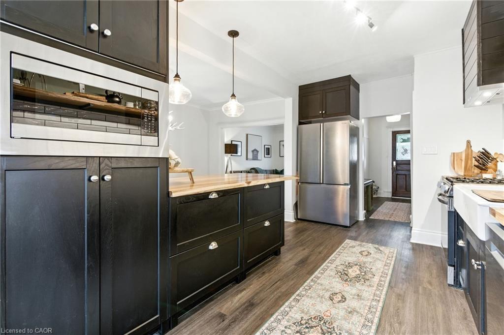 12 Francis Street, Hamilton, ON - Indoor Photo Showing Kitchen With Stainless Steel Kitchen With Upgraded Kitchen