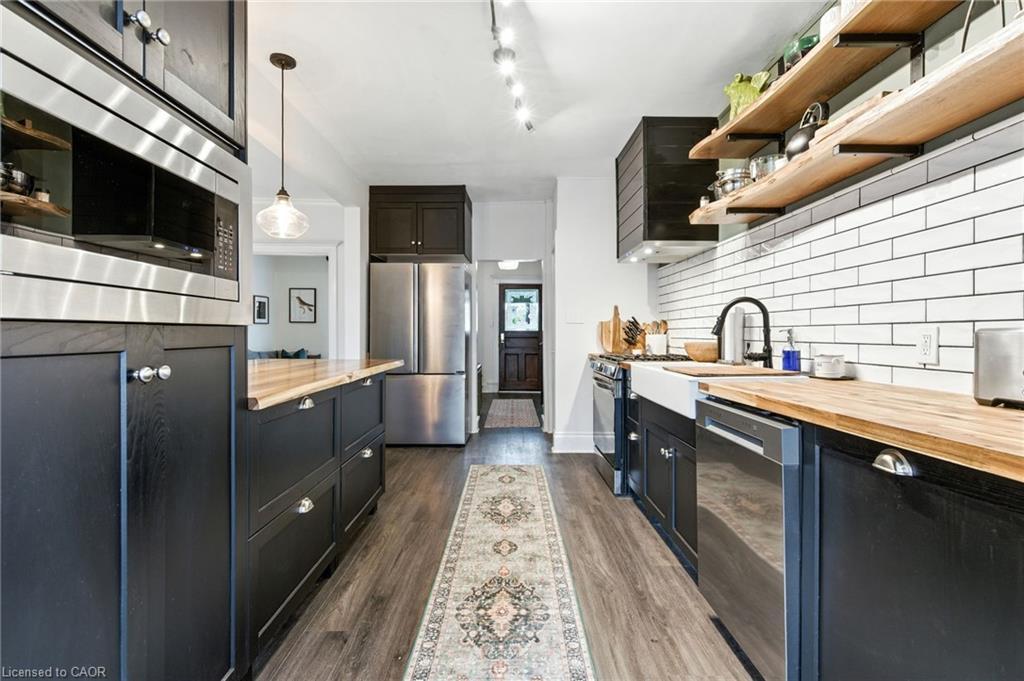 12 Francis Street, Hamilton, ON - Indoor Photo Showing Kitchen With Stainless Steel Kitchen With Upgraded Kitchen