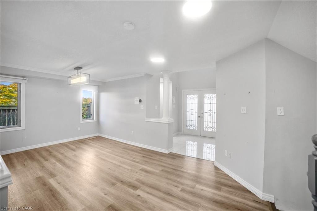 170 Southbrook Drive, Binbrook, ON - Indoor