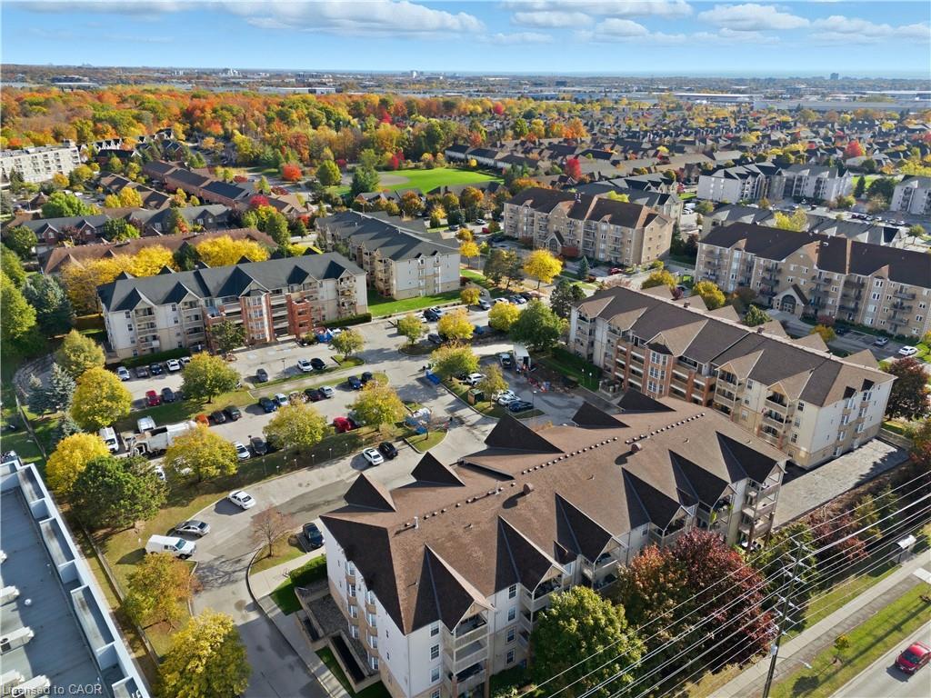 201-4013 Kilmer Drive, Burlington, ON - Outdoor With View