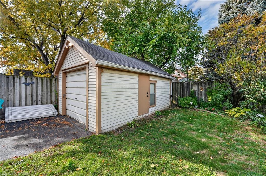 46 Weir Street S, Hamilton, ON - Outdoor