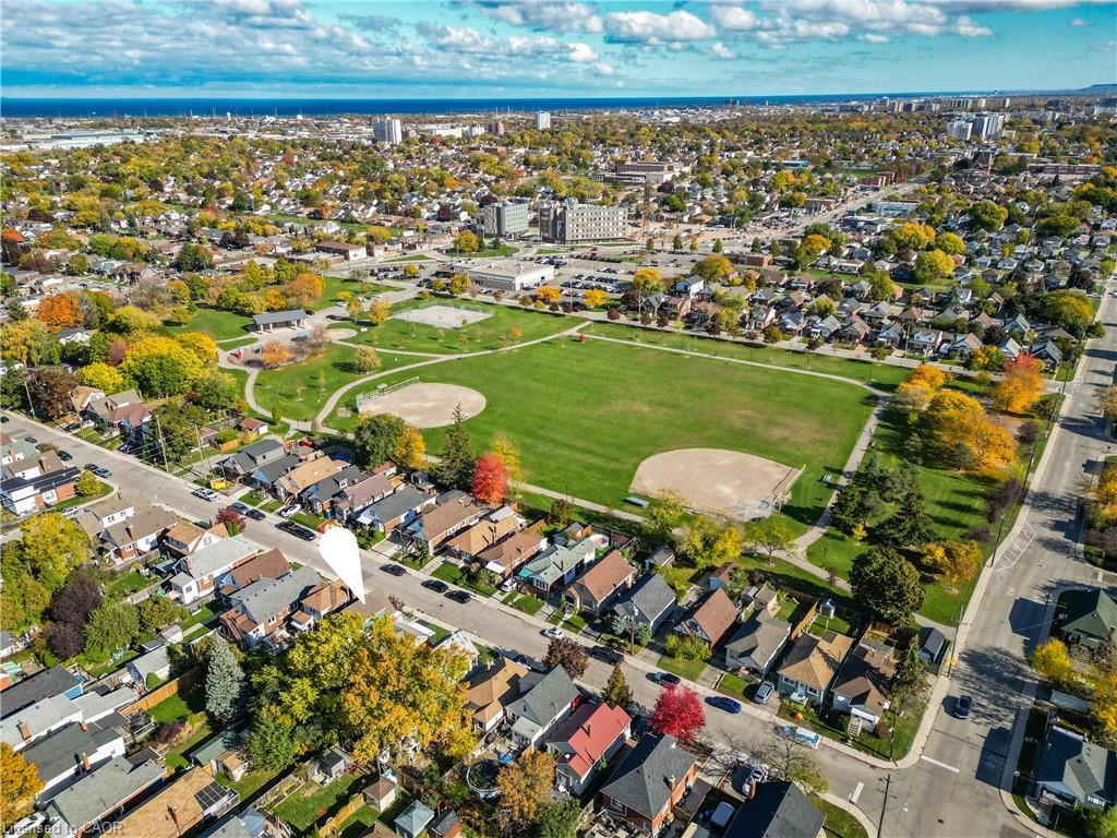 46 Weir Street S, Hamilton, ON - Outdoor With View