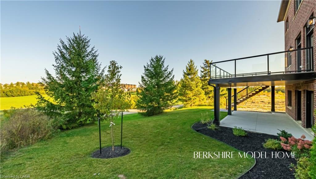 423 Masters Drive, Woodstock, ON - Outdoor