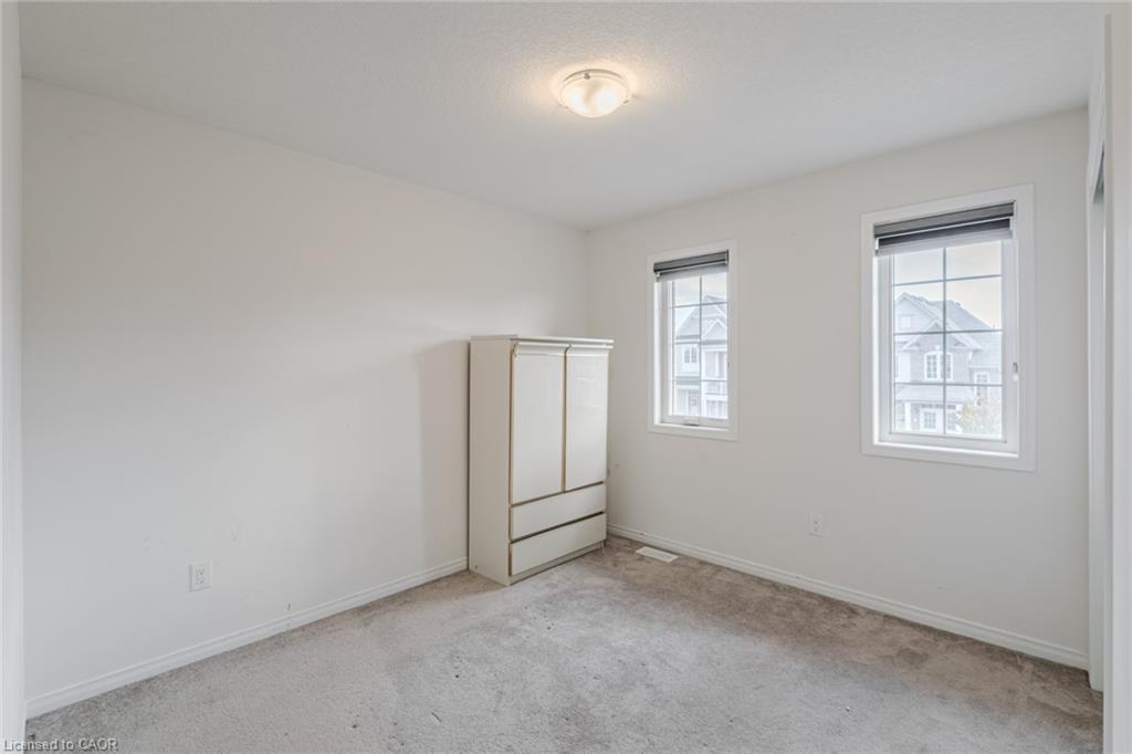 36 Munro Circle, Brantford, ON - Indoor Photo Showing Other Room