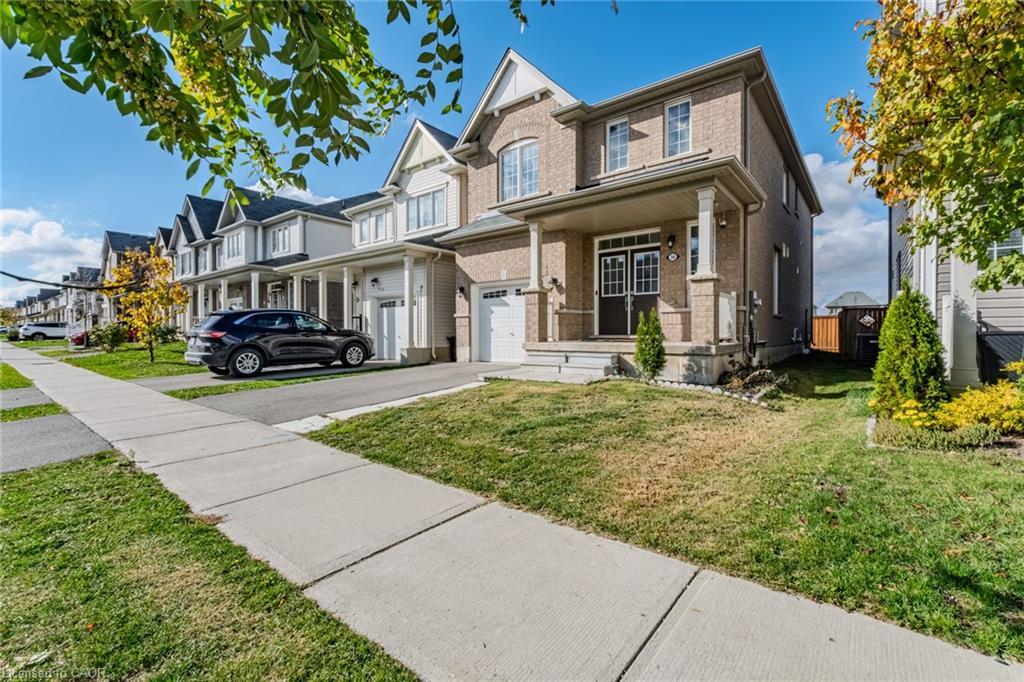 36 Munro Circle, Brantford, ON - Outdoor With Facade