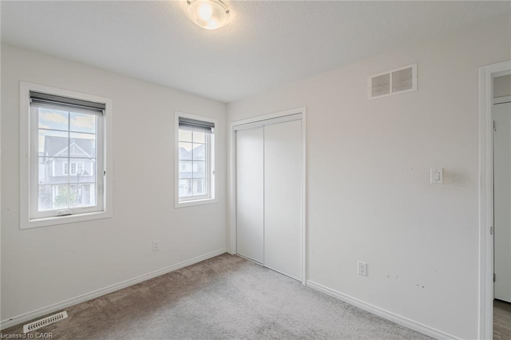 36 Munro Circle, Brantford, ON - Indoor Photo Showing Other Room