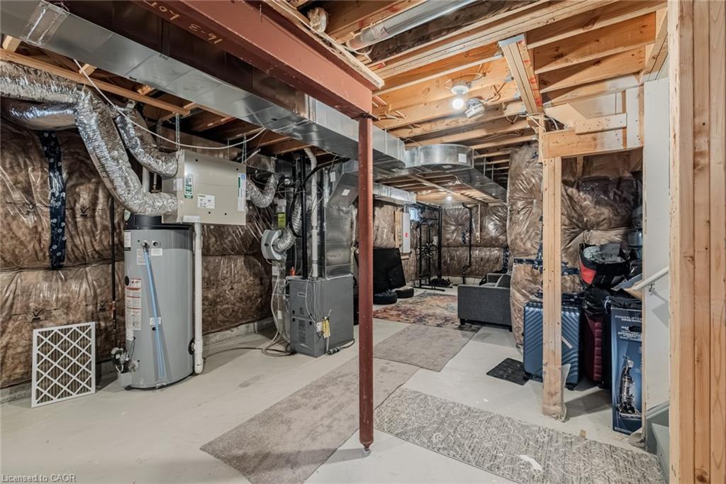 36 Munro Circle, Brantford, ON - Indoor Photo Showing Basement