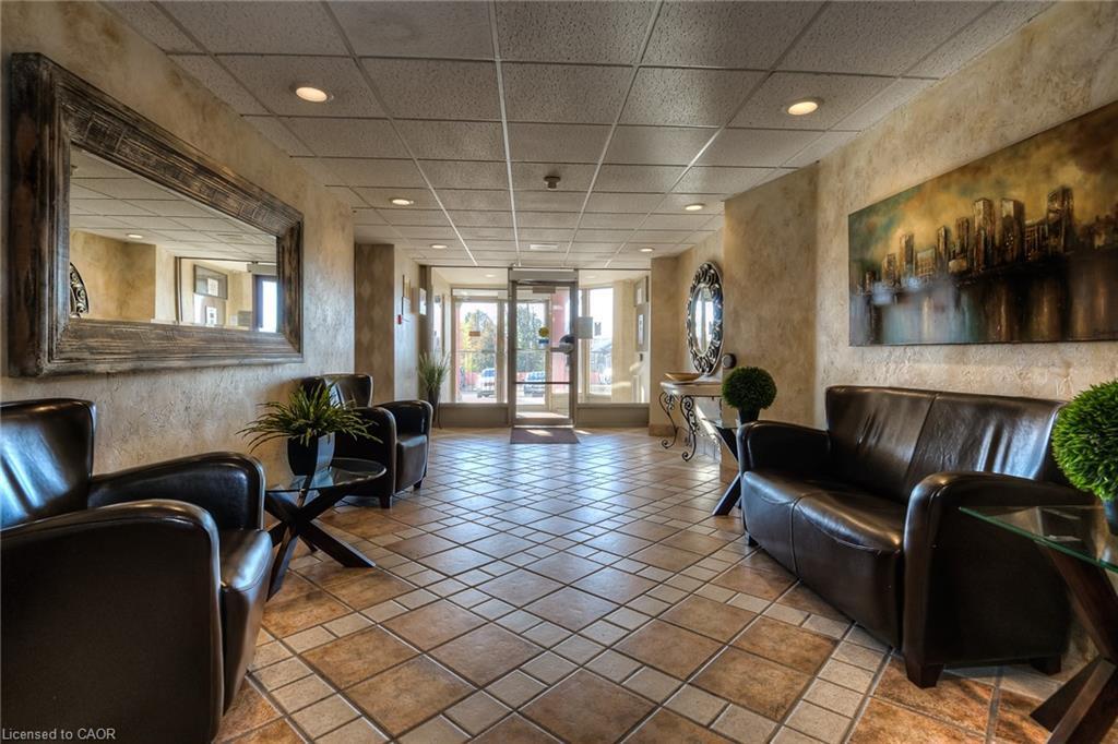 210-55 Green Valley Drive, Kitchener, ON - Indoor