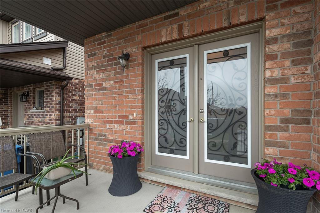 Upper-113 Couling Crescent, Guelph, ON - Outdoor With Deck Patio Veranda With Exterior