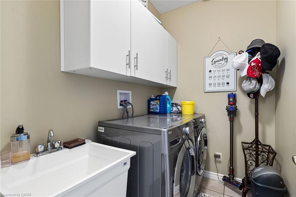 Upper-113 Couling Crescent, Guelph, ON - Indoor Photo Showing Laundry Room