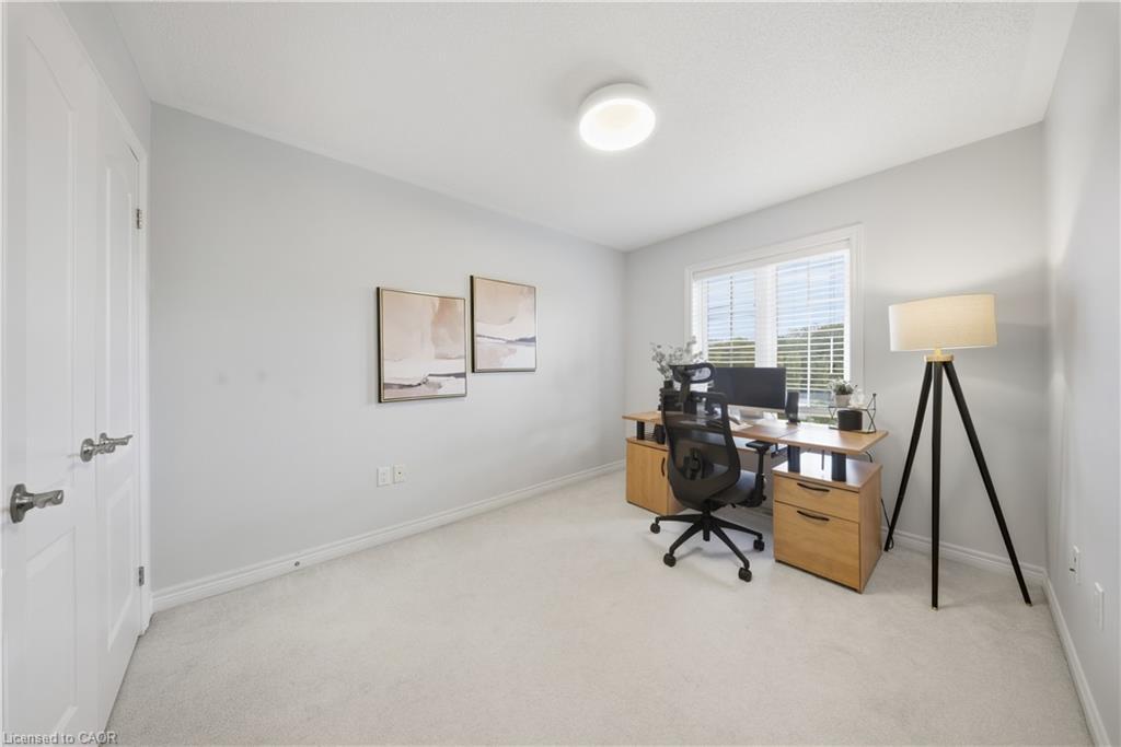 8 Summerberry Way, Hamilton, ON - Indoor Photo Showing Office