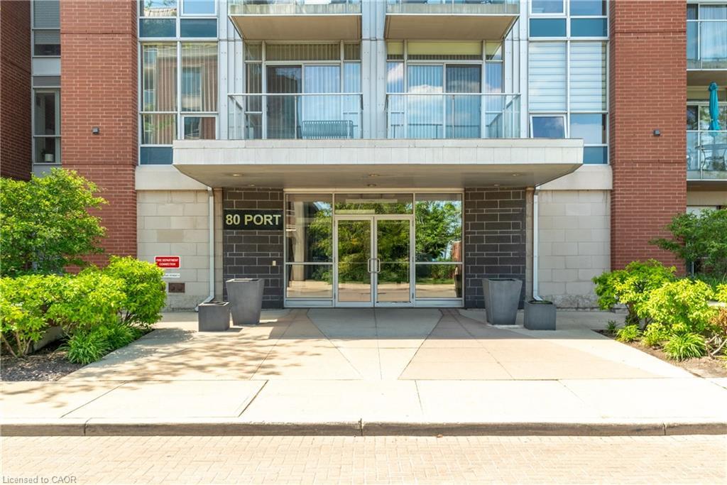 107-80 Port Street E, Mississauga, ON - Outdoor With Balcony