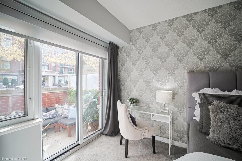 107-80 Port Street E, Mississauga, ON - Indoor