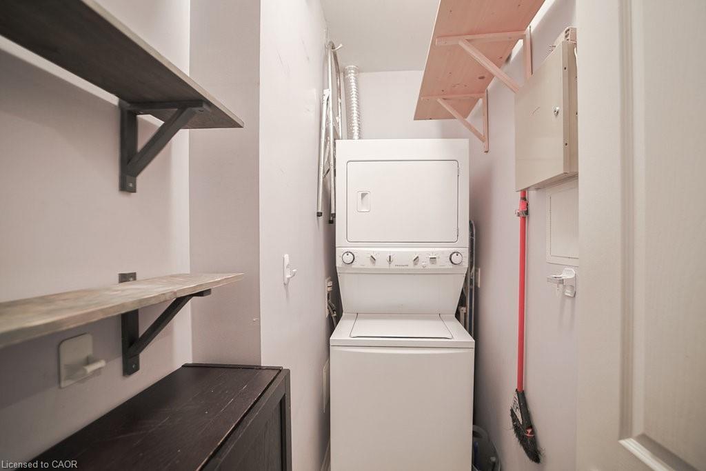 107-80 Port Street E, Mississauga, ON - Indoor Photo Showing Laundry Room