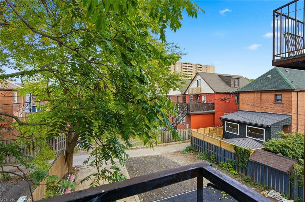 3-489 Cannon Street E, Hamilton, ON - Outdoor