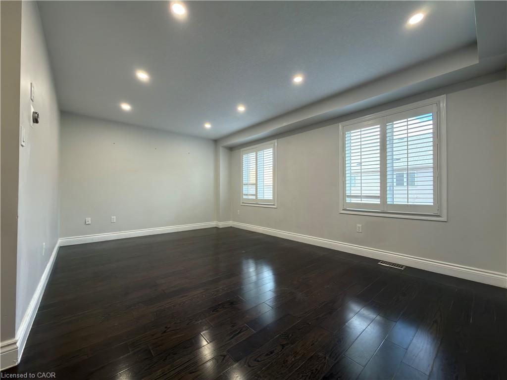 48-7 Sirente Drive, Hamilton, ON - Indoor Photo Showing Other Room