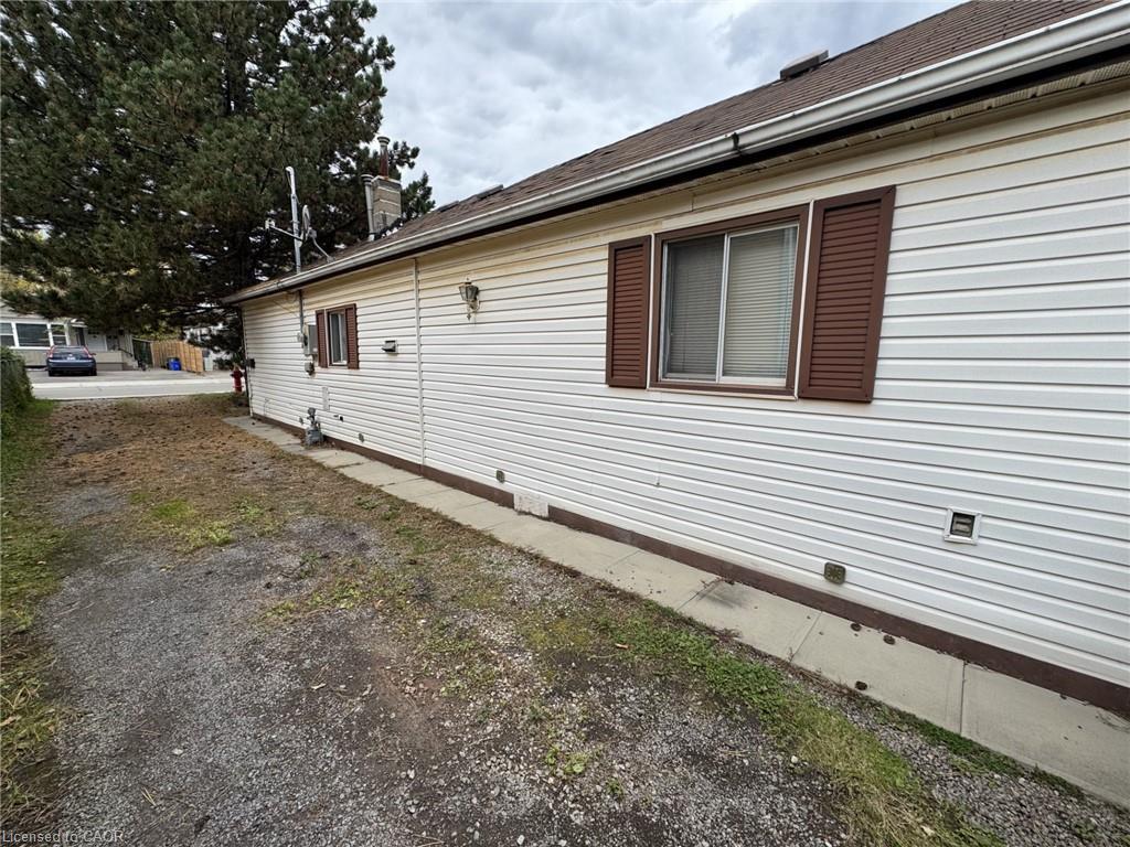 544 Quebec Street, Hamilton, ON - Outdoor With Exterior