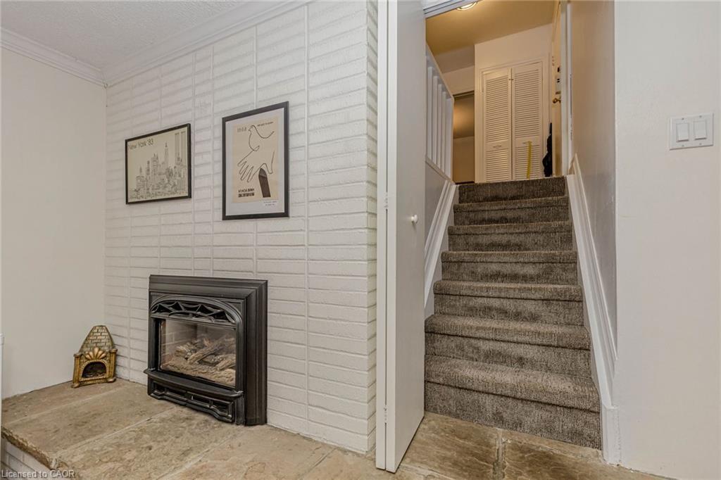 757 Meadow Wood Road, Mississauga, ON - Indoor With Fireplace