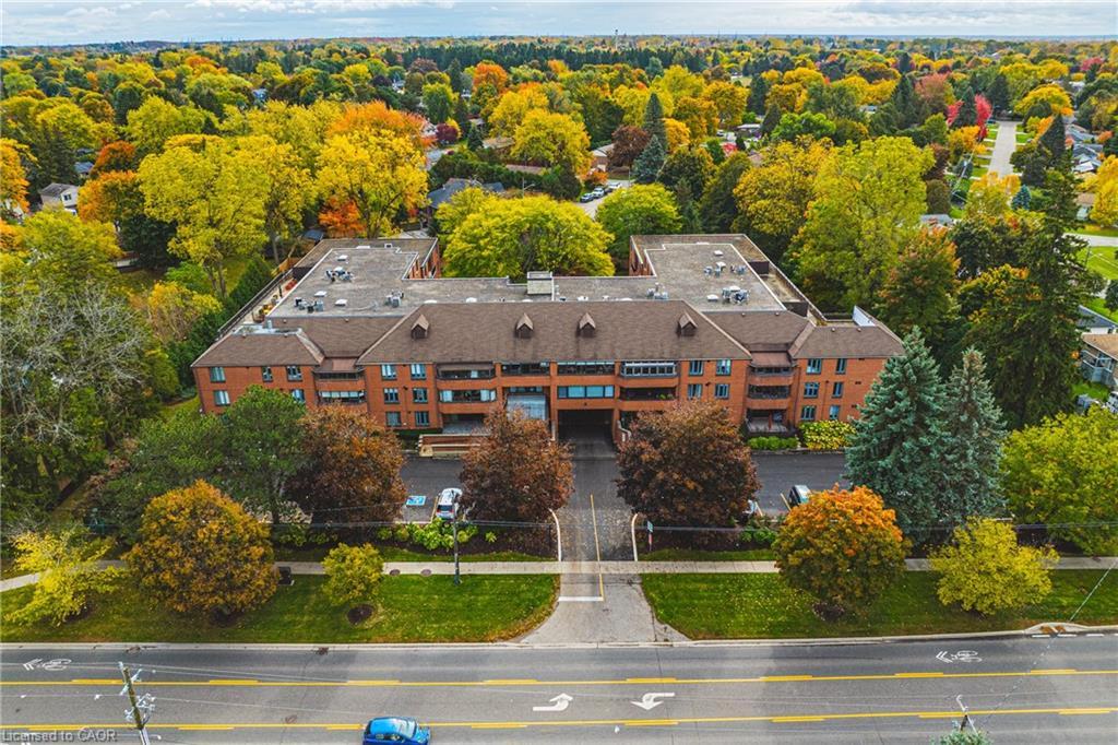 215-150 Wilson Street W, Ancaster, ON - Outdoor With View