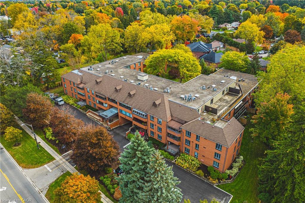 215-150 Wilson Street W, Ancaster, ON - Outdoor With View